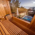 Vilă Exquisite With Heated Pool, Sauna, Breathtaking Landscape & Panoramic Views In Banjol