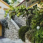 Exquisite With Heated Pool, Sauna, Breathtaking Landscape & Panoramic Views In Banjol Rab Town