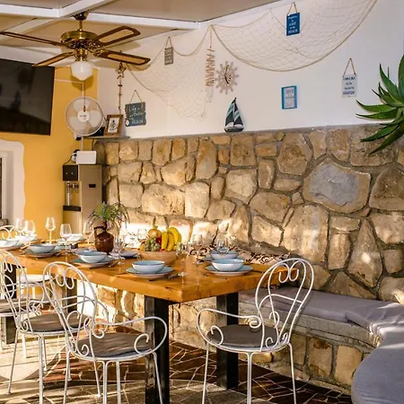 Exquisite With Heated Pool, Sauna, Breathtaking Landscape & Panoramic Views In Banjol Vila