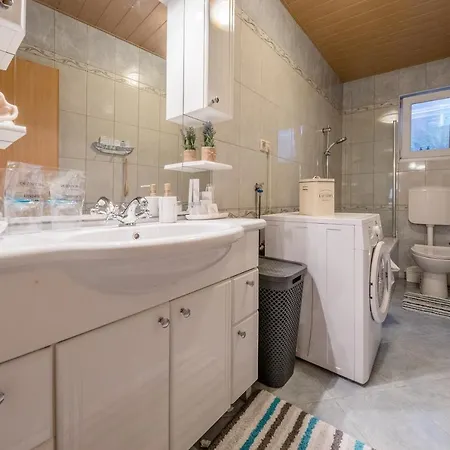 Exquisite With Heated Pool, Sauna, Breathtaking Landscape & Panoramic Views In Banjol Vila *