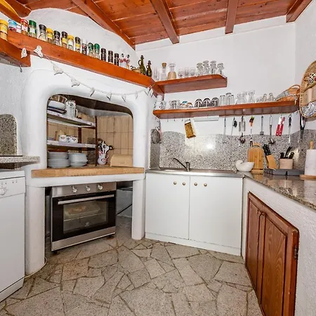 Exquisite With Heated Pool, Sauna, Breathtaking Landscape & Panoramic Views In Banjol Vila *