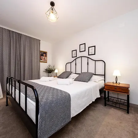 Exquisite With Heated Pool, Sauna, Breathtaking Landscape & Panoramic Views In Banjol * Rab Town