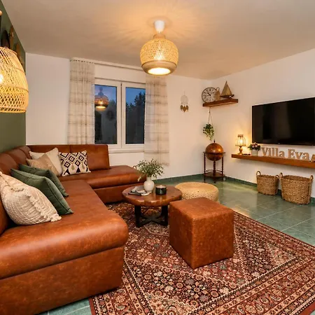 Exquisite With Heated Pool, Sauna, Breathtaking Landscape & Panoramic Views In Banjol Villa