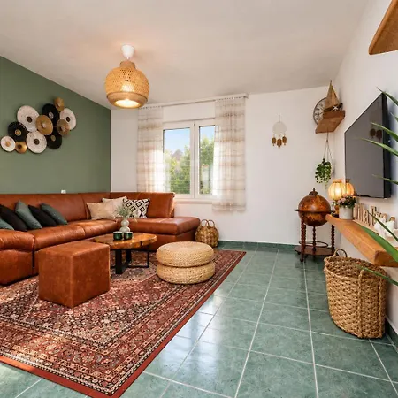 Exquisite With Heated Pool, Sauna, Breathtaking Landscape & Panoramic Views In Banjol * Rab Town