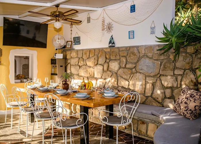 Exquisite With Heated Pool, Sauna, Breathtaking Landscape & Panoramic Views In Banjol Willa