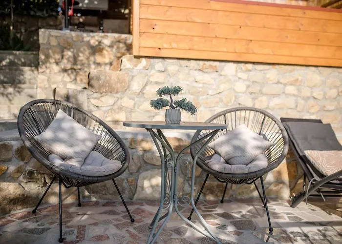 Exquisite With Heated Pool, Sauna, Breathtaking Landscape & Panoramic Views In Banjol *