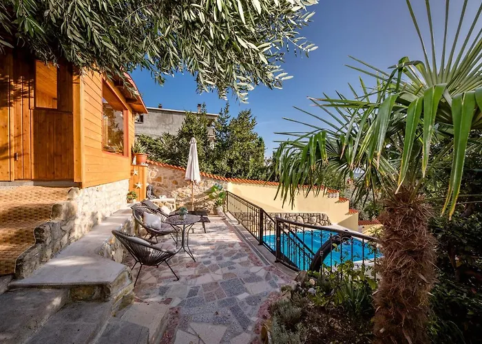 Exquisite With Heated Pool, Sauna, Breathtaking Landscape & Panoramic Views In Banjol Willa