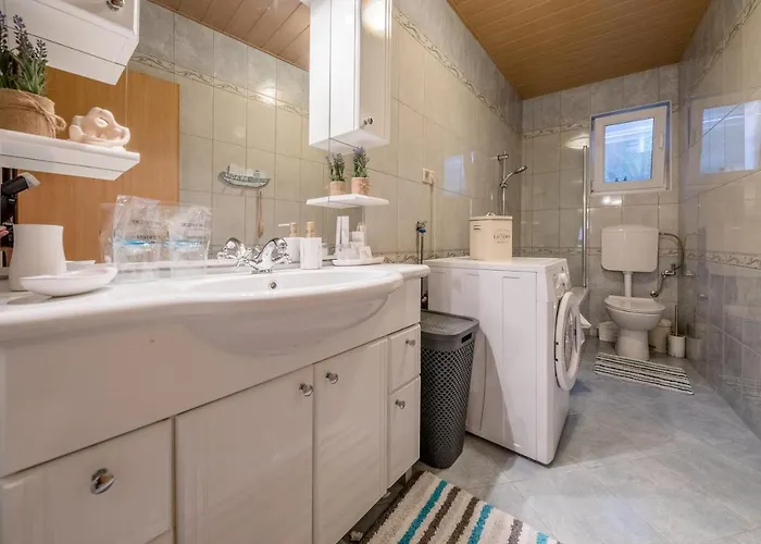 Exquisite With Heated Pool, Sauna, Breathtaking Landscape & Panoramic Views In Banjol Willa *