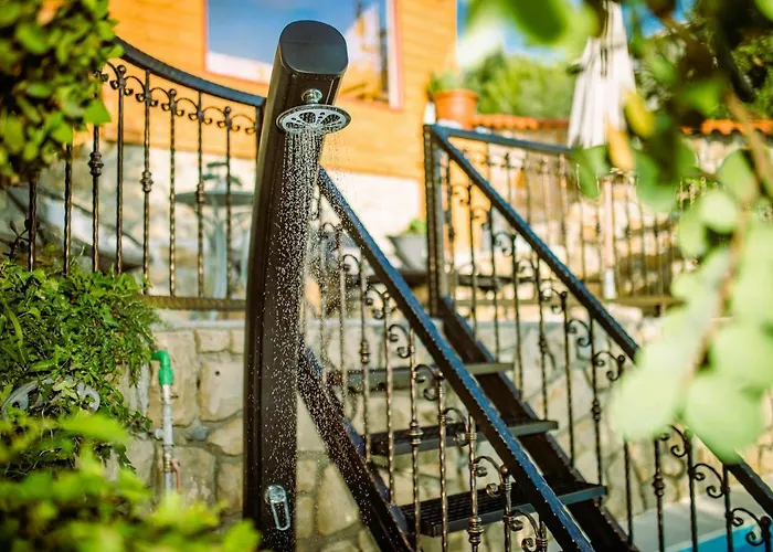 Exquisite With Heated Pool, Sauna, Breathtaking Landscape & Panoramic Views In Banjol Rab Town