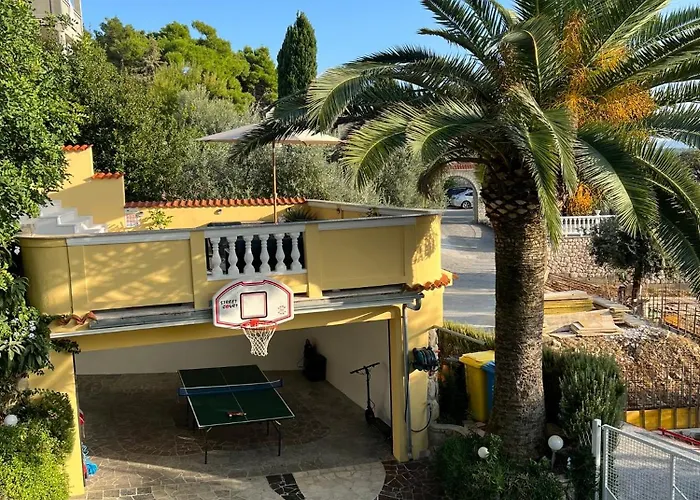Exquisite With Heated Pool, Sauna, Breathtaking Landscape & Panoramic Views In Banjol Willa Rab Town